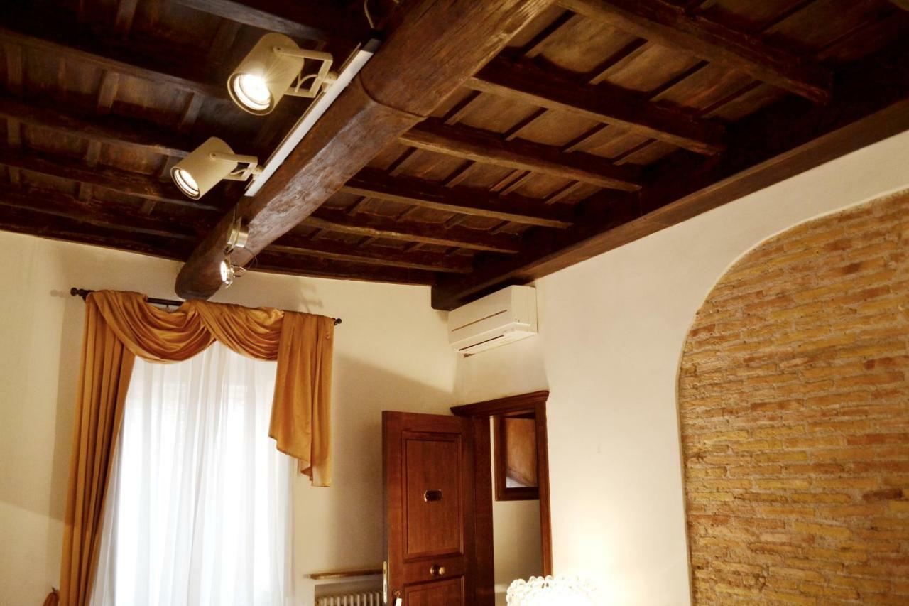 Luxury Trastevere Pensión 2*